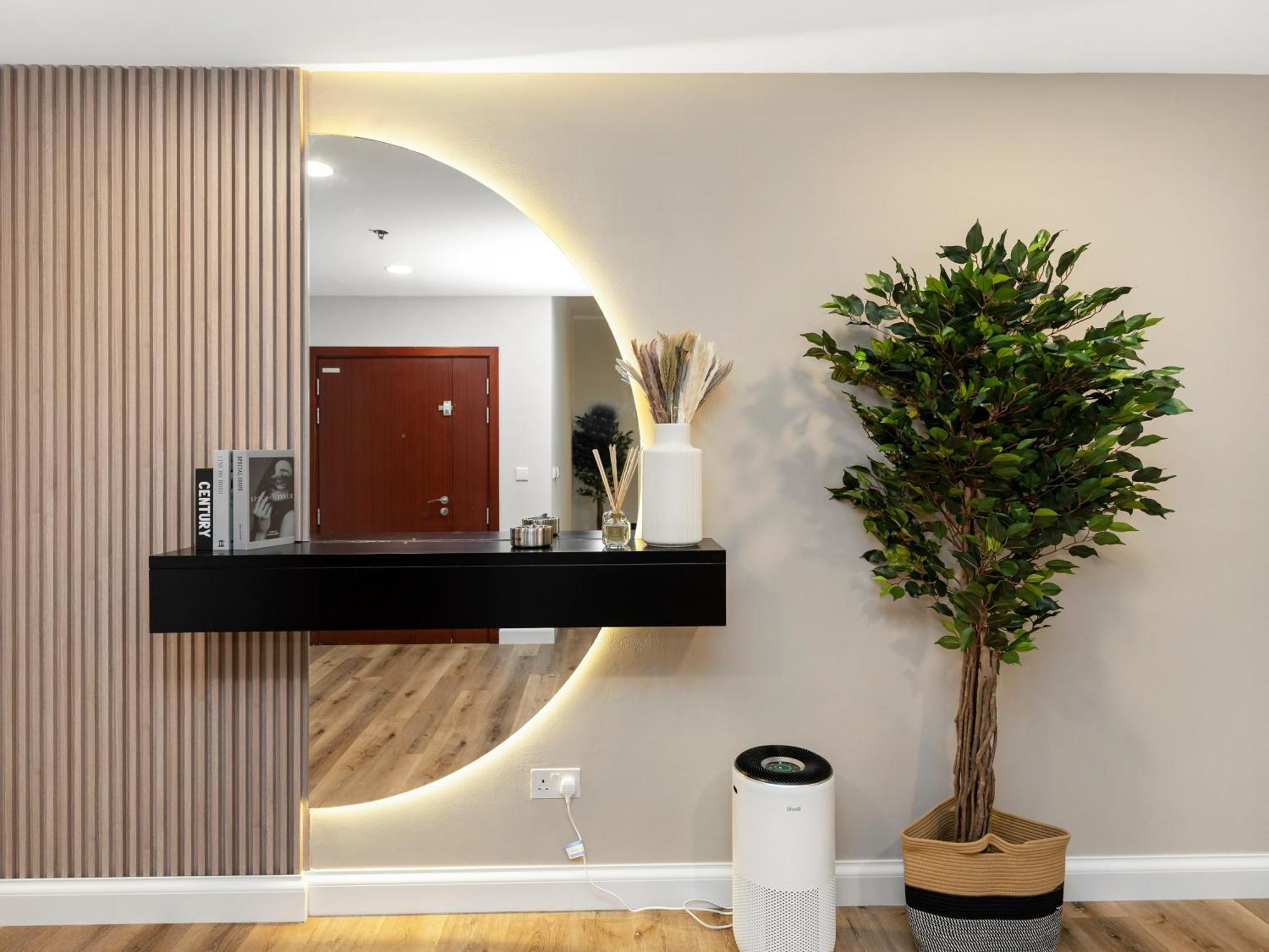Elegant Eye Retreat *